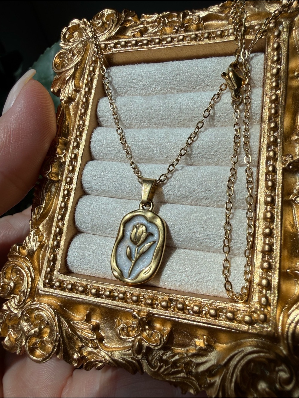 Gold Floral Pendant Necklace Statement Jewelry - Picture 5 of 5
